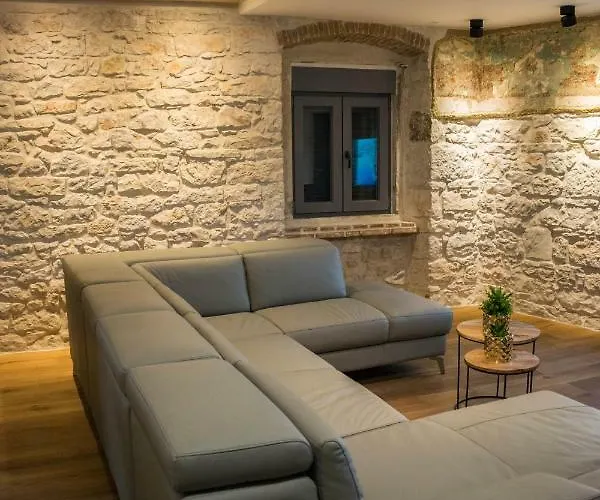 Oli Mare Apartament *